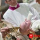 Sakramen Baptis: Makna & Proses Penerimaan dalam Gereja Katolik